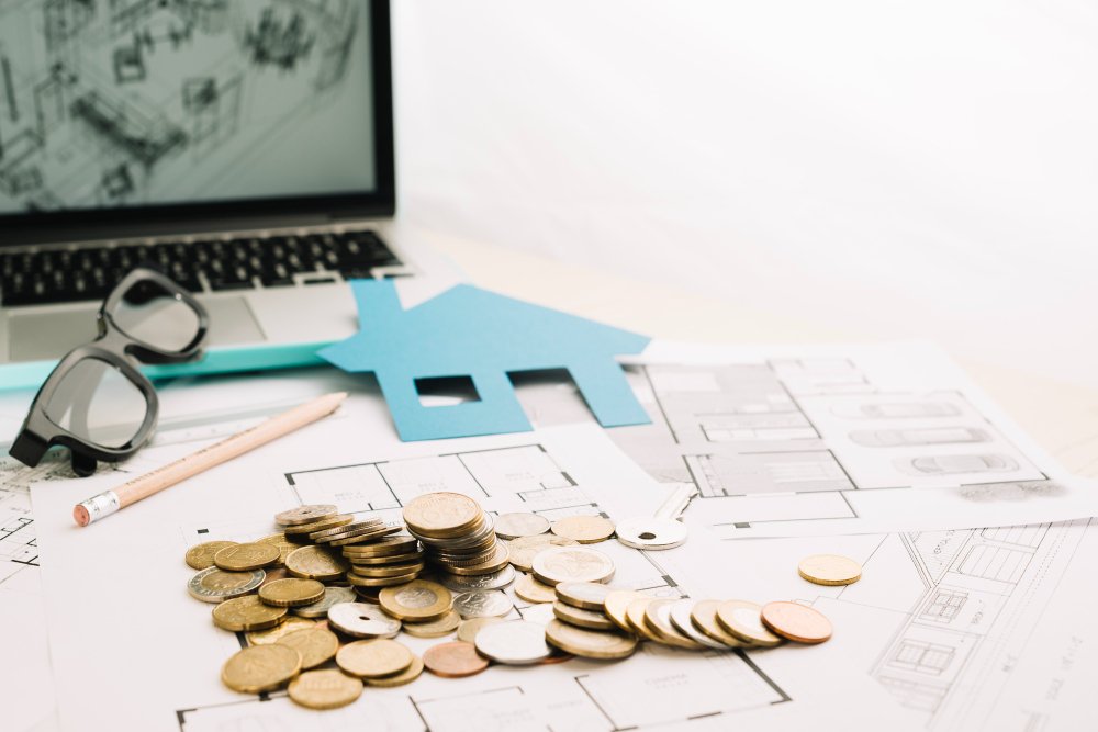coins-house-figurine-laptop (1) coins-house-figurine-laptop (1)